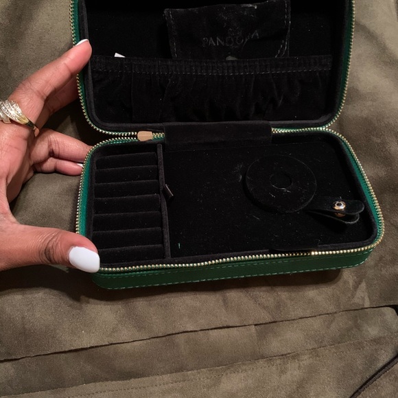 Pandora Travel Jewellery Case - Picture 3 of 7